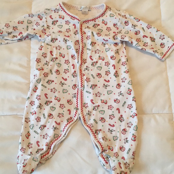 kissy kissy christmas pajamas